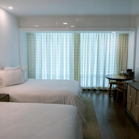 Eurobuilding Hotel & Suites Lecheria Esterno foto