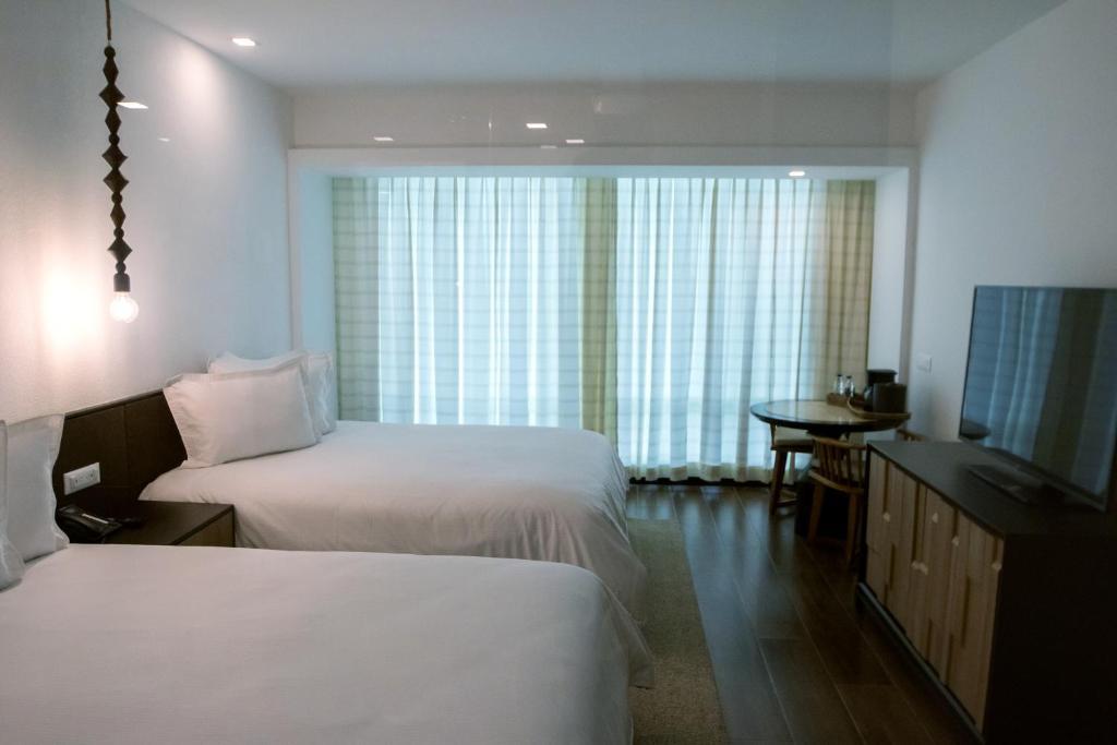 Eurobuilding Hotel & Suites Lecheria Esterno foto